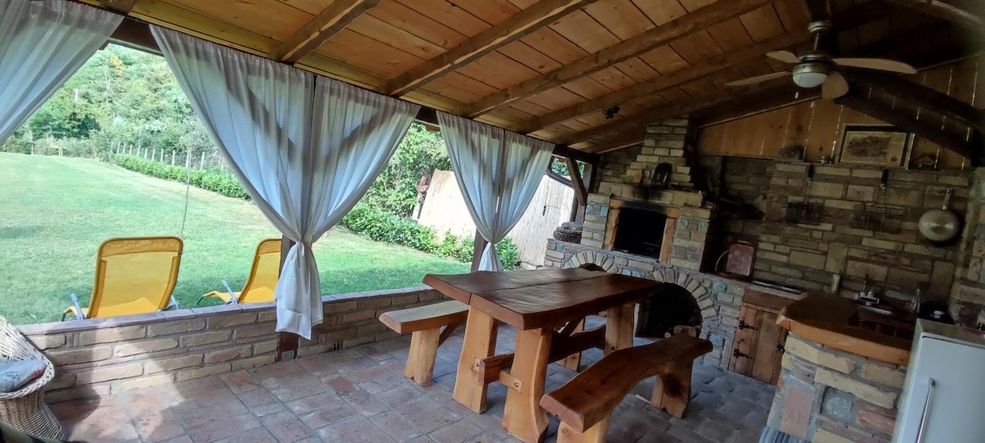 Fruska House Villa Besenovacki Prnjavor ภายนอก รูปภาพ