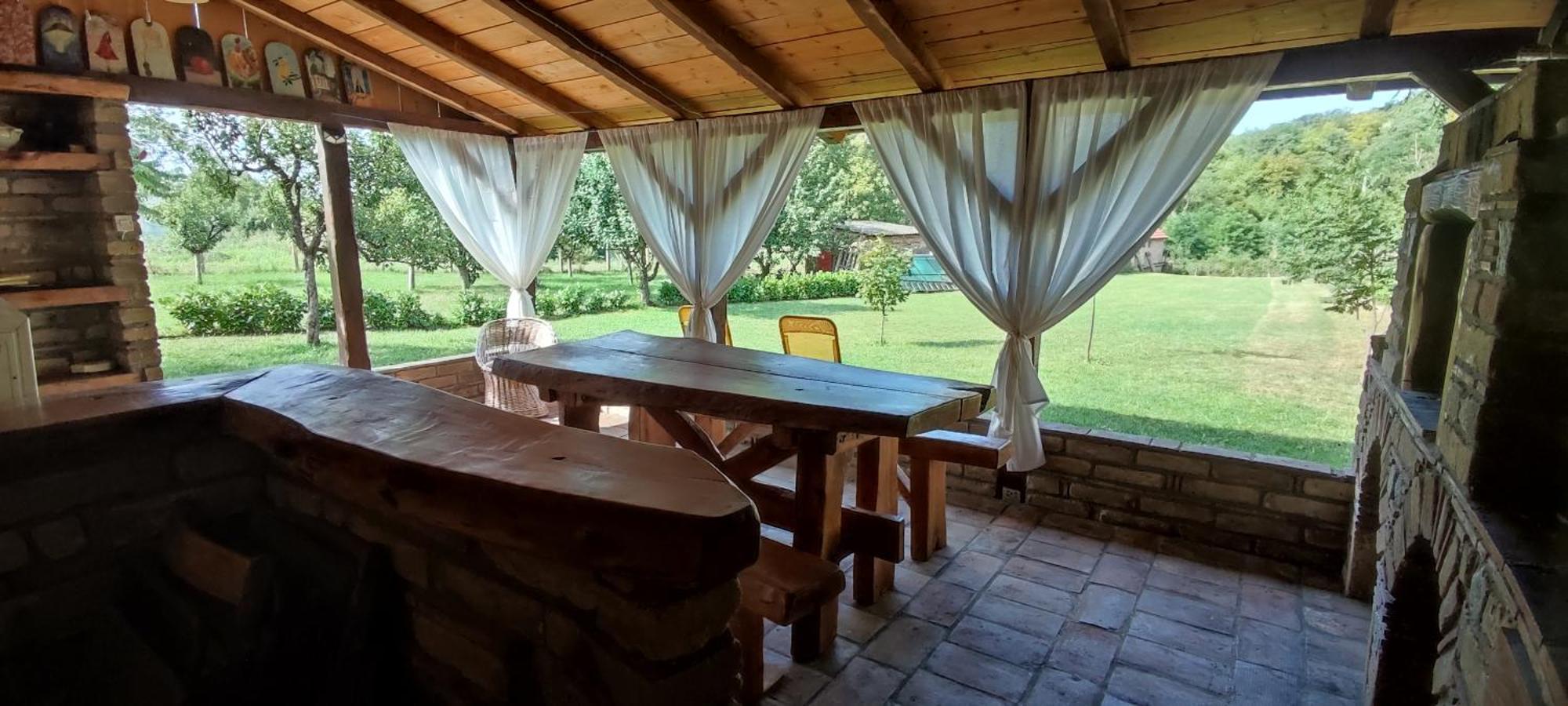 Fruska House Villa Besenovacki Prnjavor ภายนอก รูปภาพ